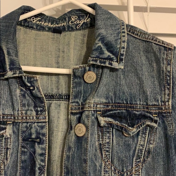 Cropped distressed denim/jean jacket - Picture 2 of 3